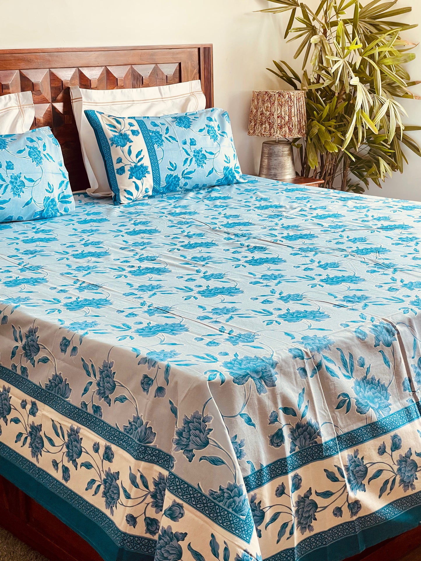 Aqua Flora Bed Cover