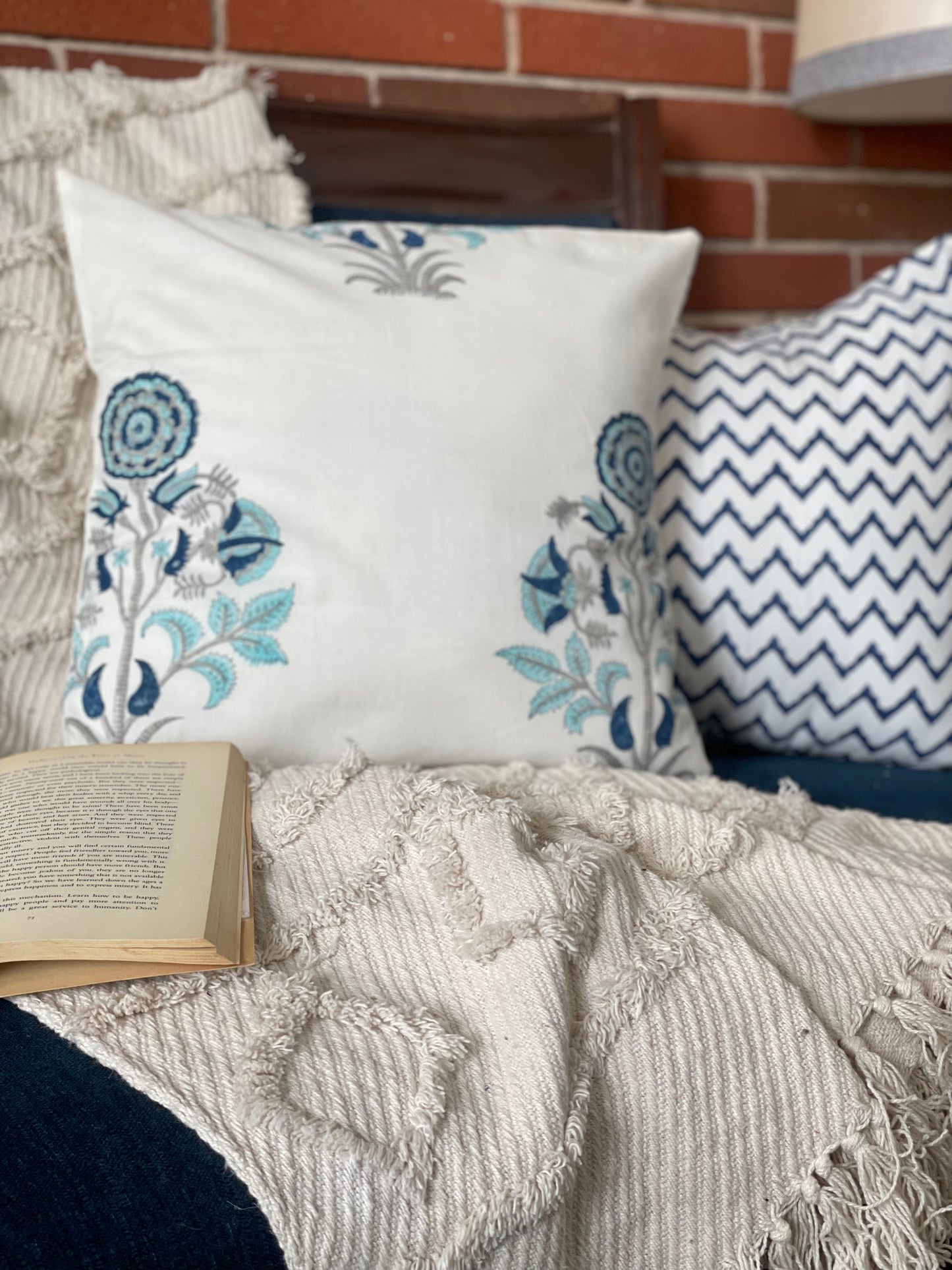 Blue Shrubs Cushion Cover (Set of 2) (16'x16')