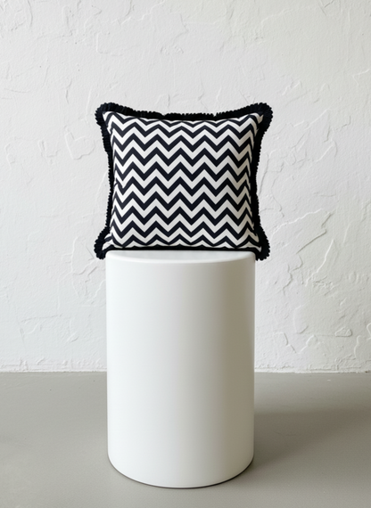 Black Tide Cushion Cover (Set of 2) (16'x16')