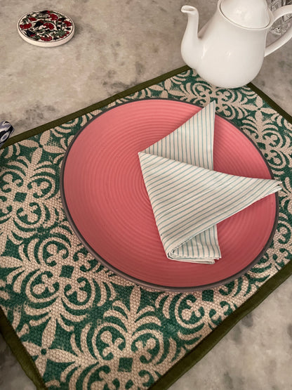 The Goodness of Green Table Mat with Napkins - Table of Six