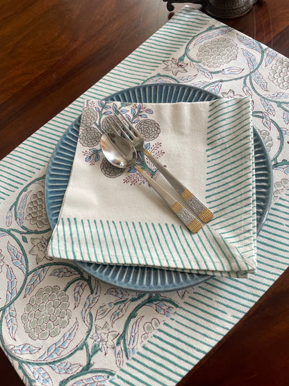 Sea Green Seeded Flora Table Mat with Napkins - Table of Six