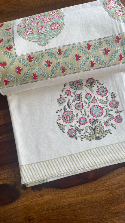 Fresh Paisley Table Cover - Six Seater