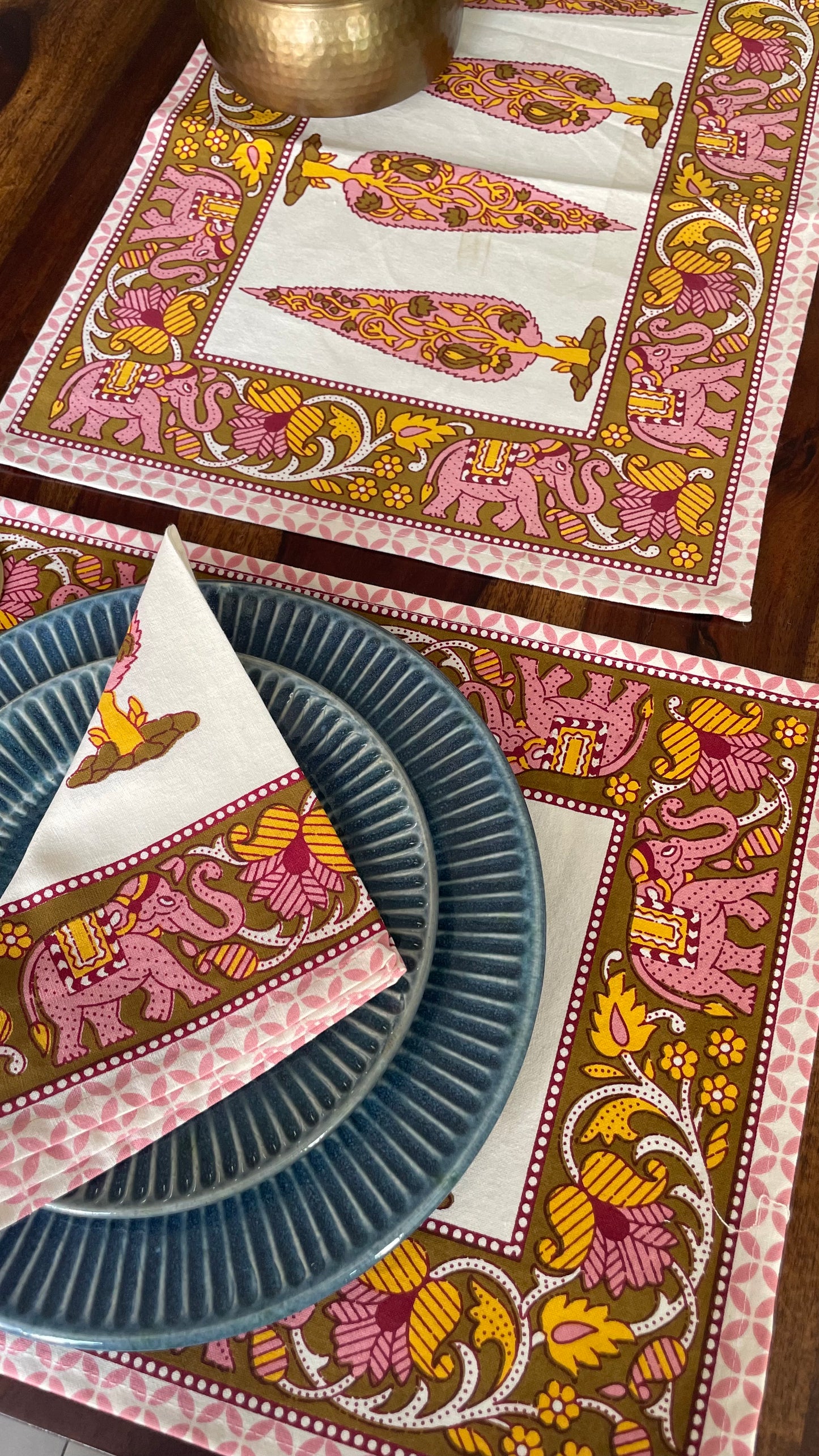 Vintage Pines & Elephants Table Runner Set - With table mats and napkin